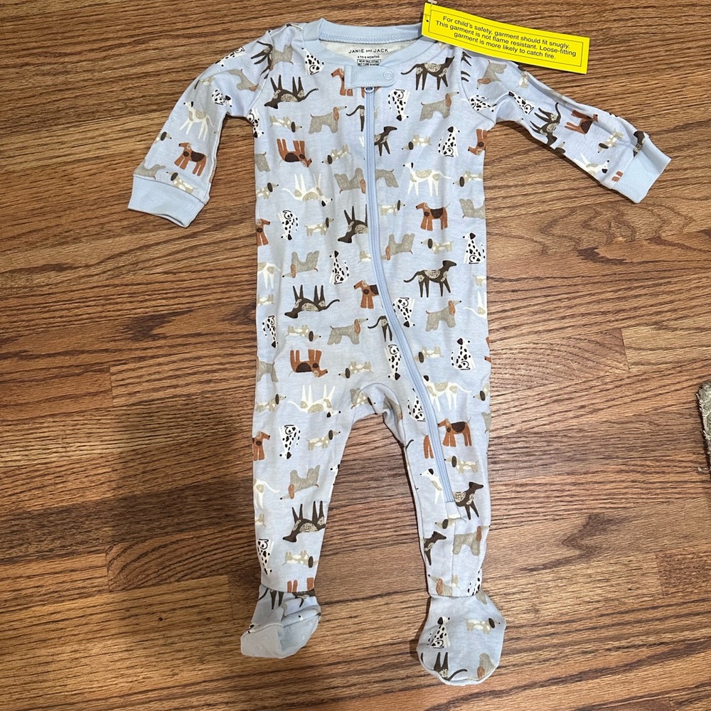 Janie and Jack blue dog zippy footie pajamas 3-6 months NEW WITH TAG